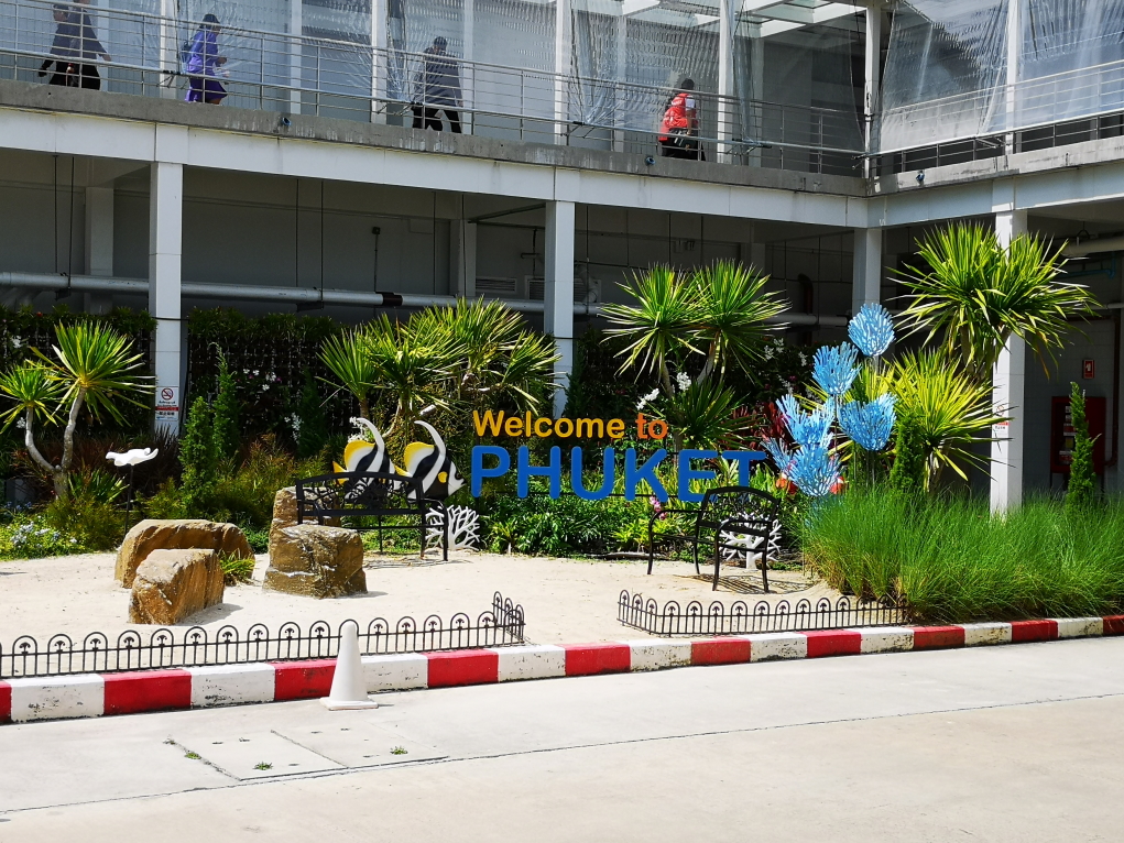 Welcome to Phuket - à l'aéroport
